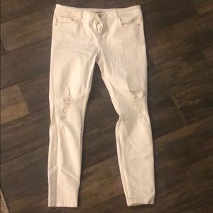 Zara Distressed white jeans